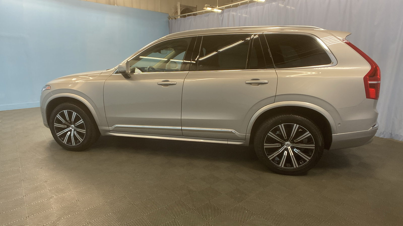 2023 Volvo XC90 Plus 5