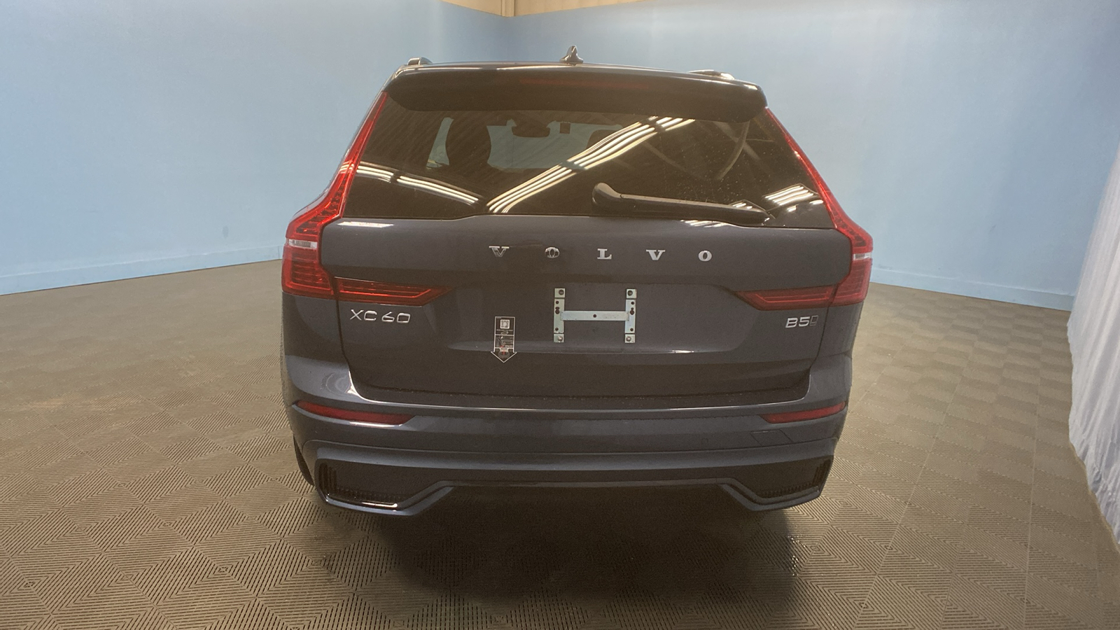 2025 Volvo XC60 Core 6