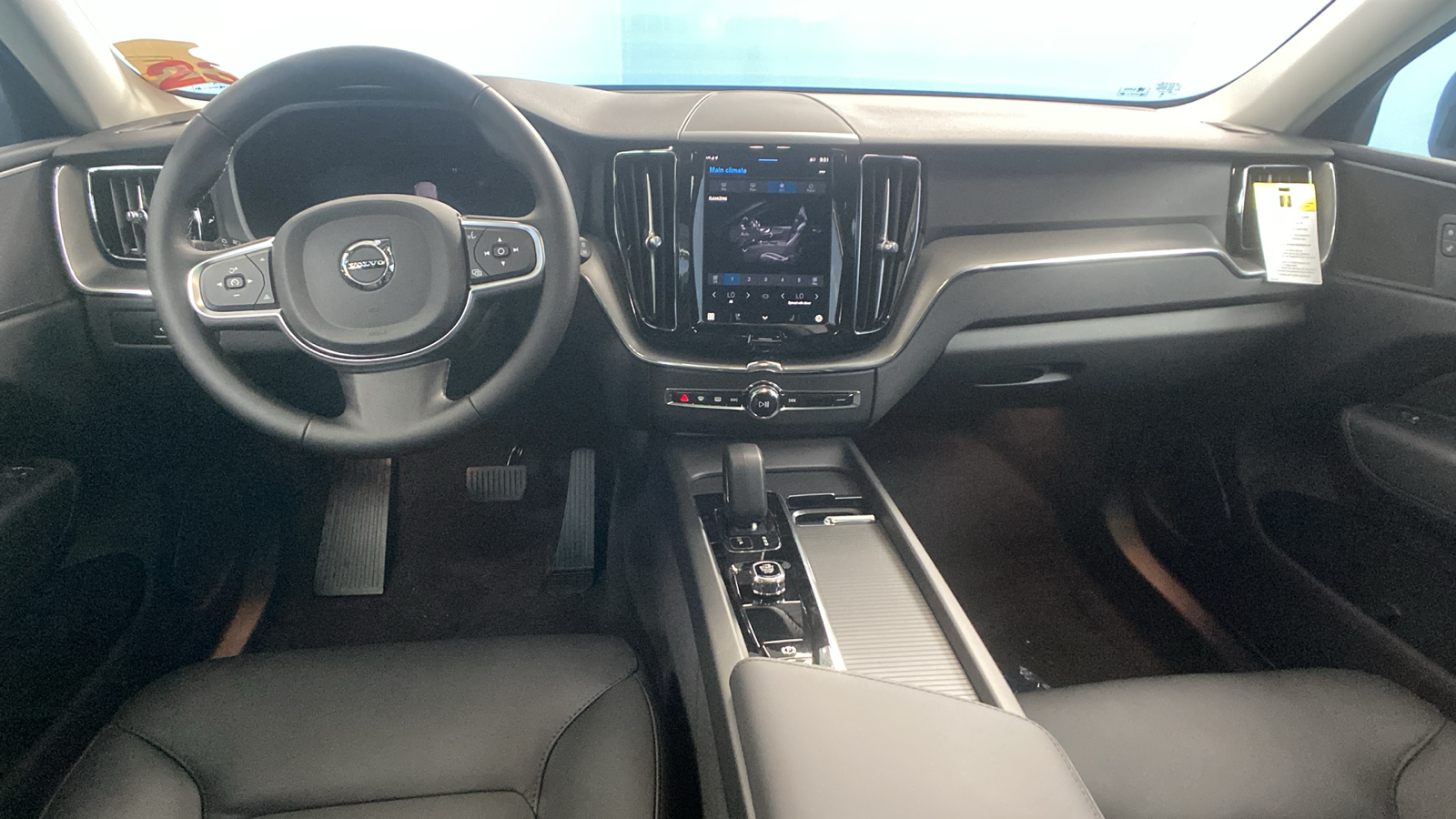 2025 Volvo XC60 Core 18