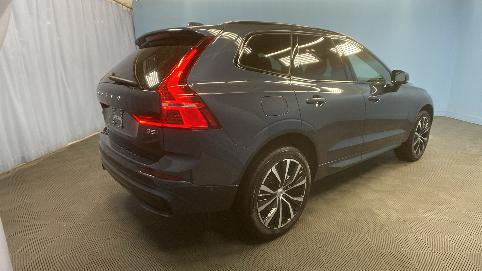 2025 Volvo XC60 Plus 7