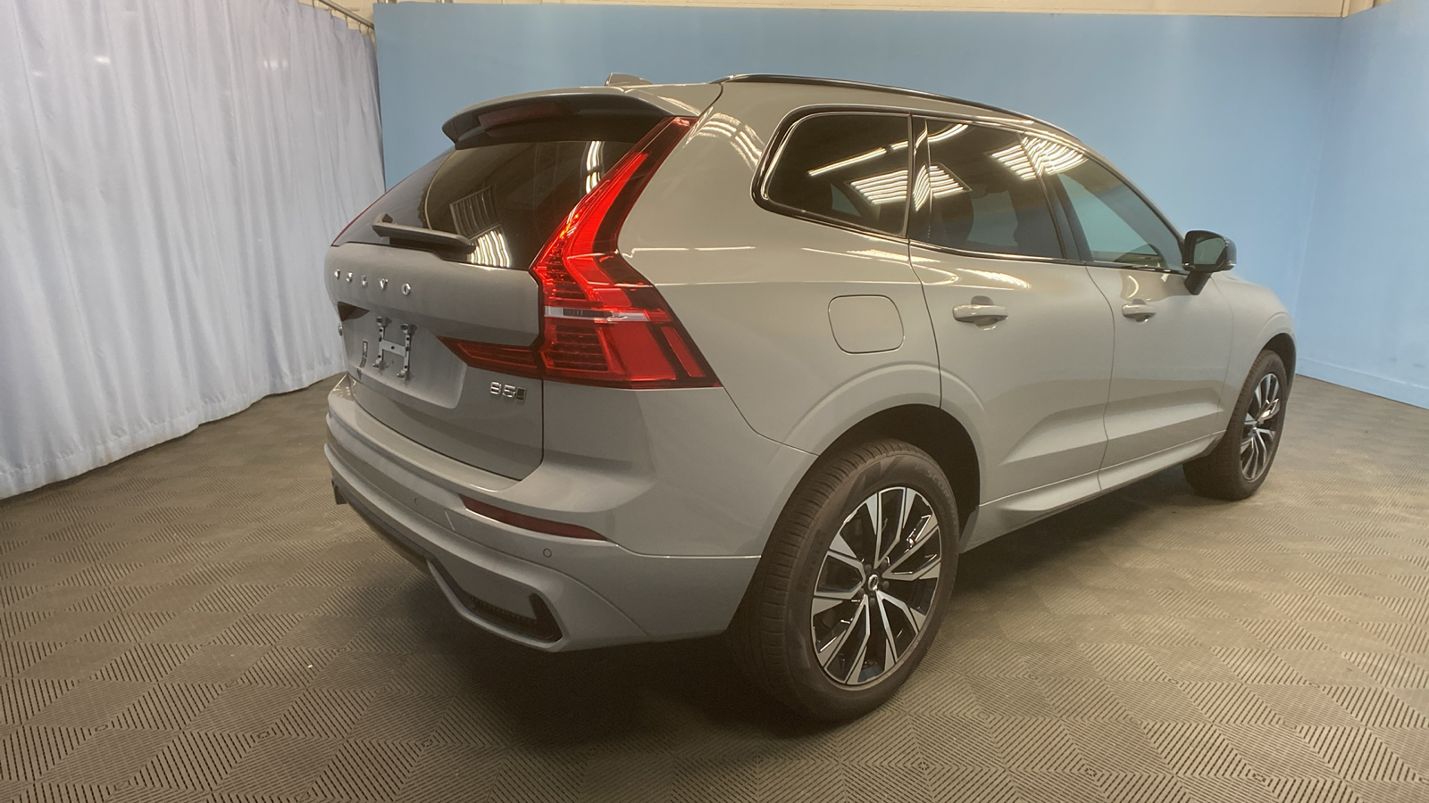 2025 Volvo XC60 Core 7