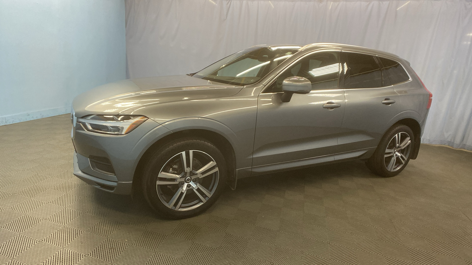 2020 Volvo XC60 Momentum 3