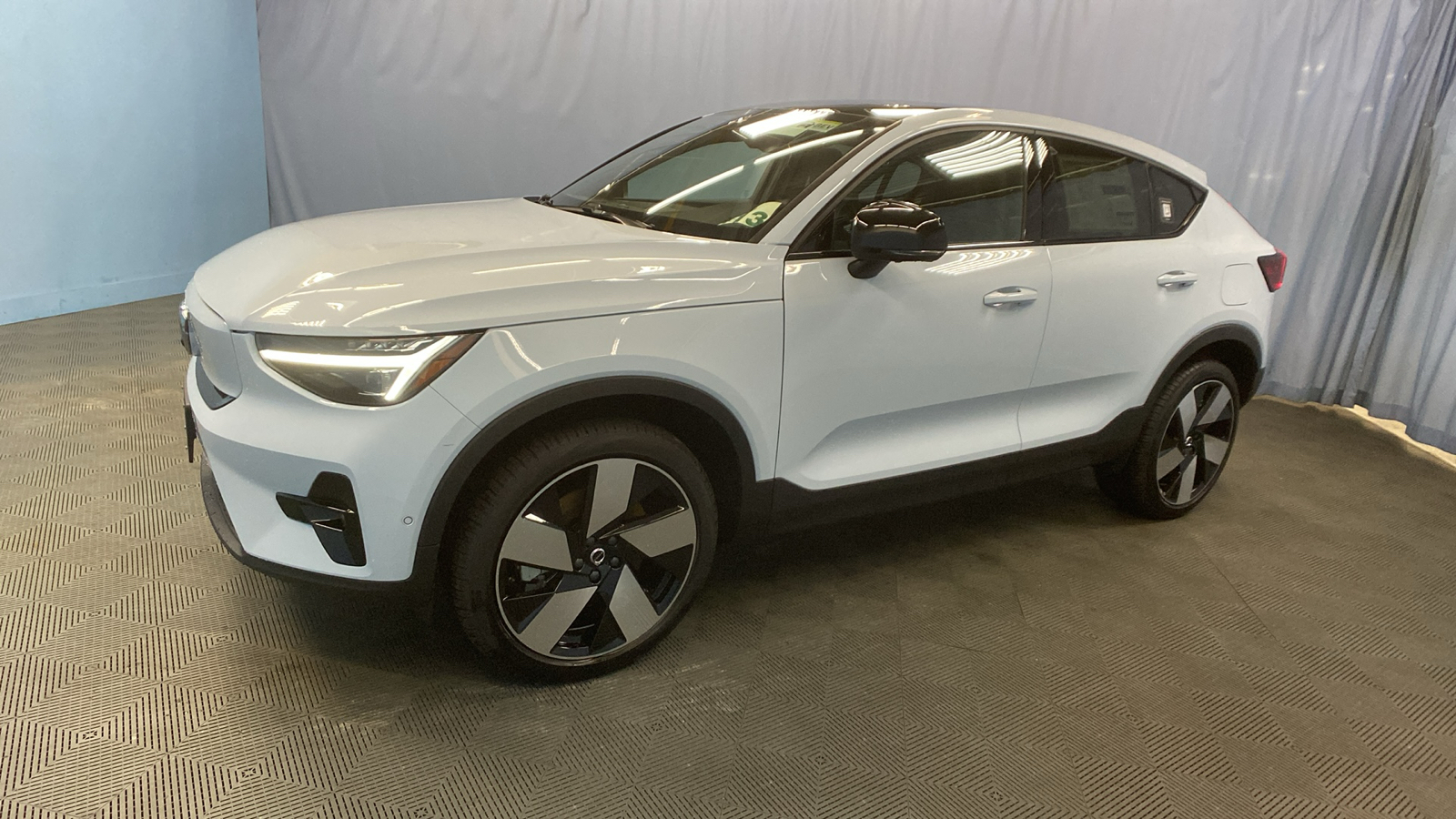 2024 Volvo C40 Recharge Pure Electric Ultimate 3