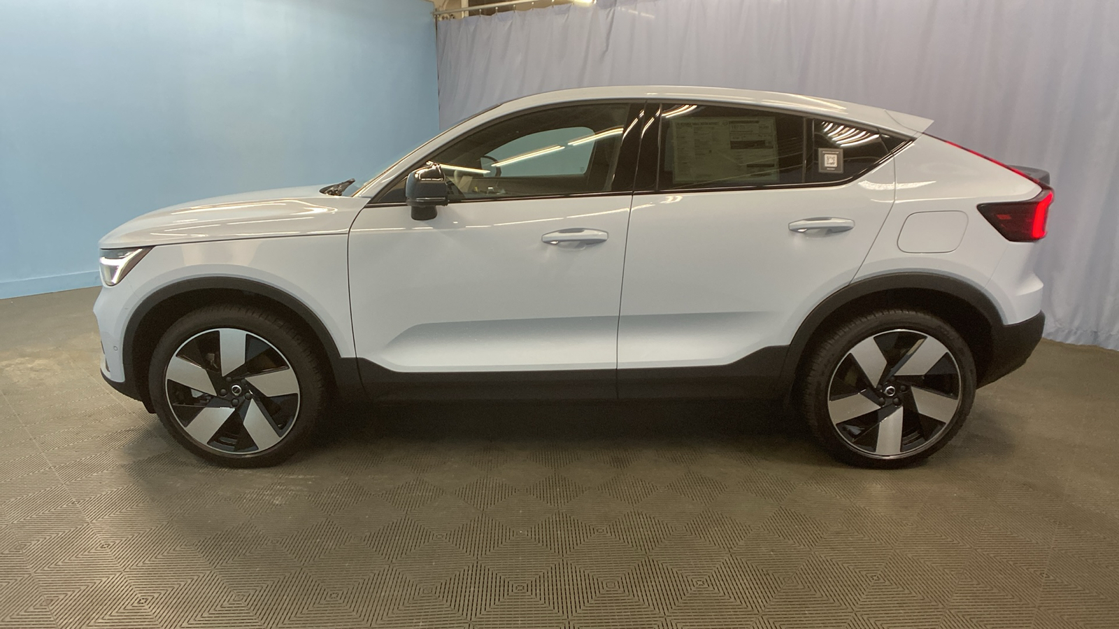 2024 Volvo C40 Recharge Pure Electric Ultimate 4