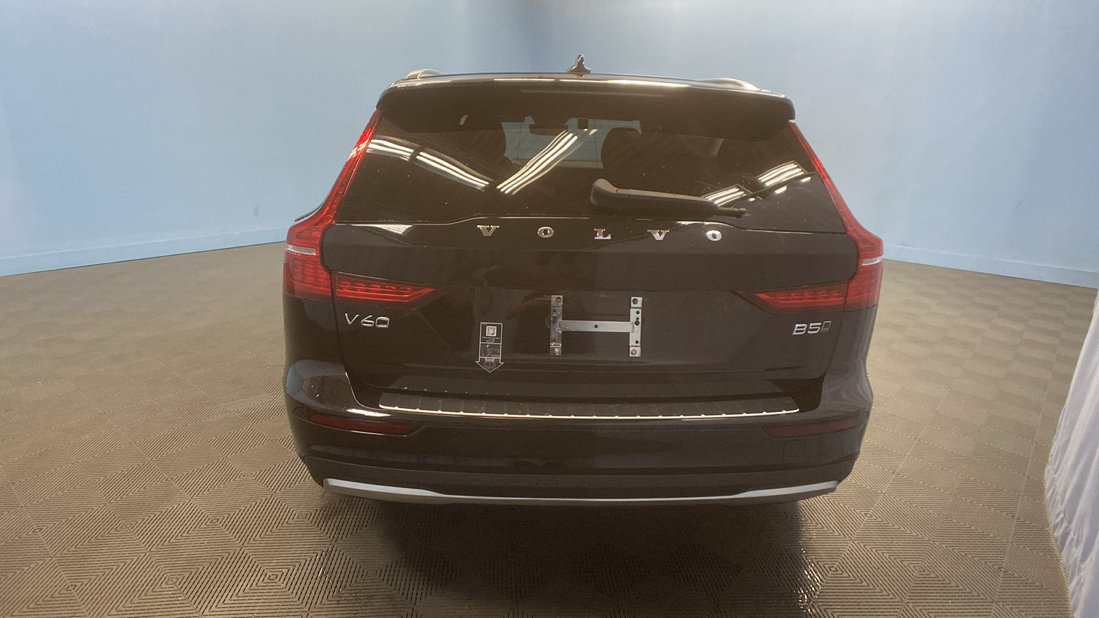 2025 Volvo V60 Cross Country Plus 6