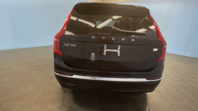 2024 Volvo XC90 Recharge Plug-In Hybrid Ultimate Bright Theme 6