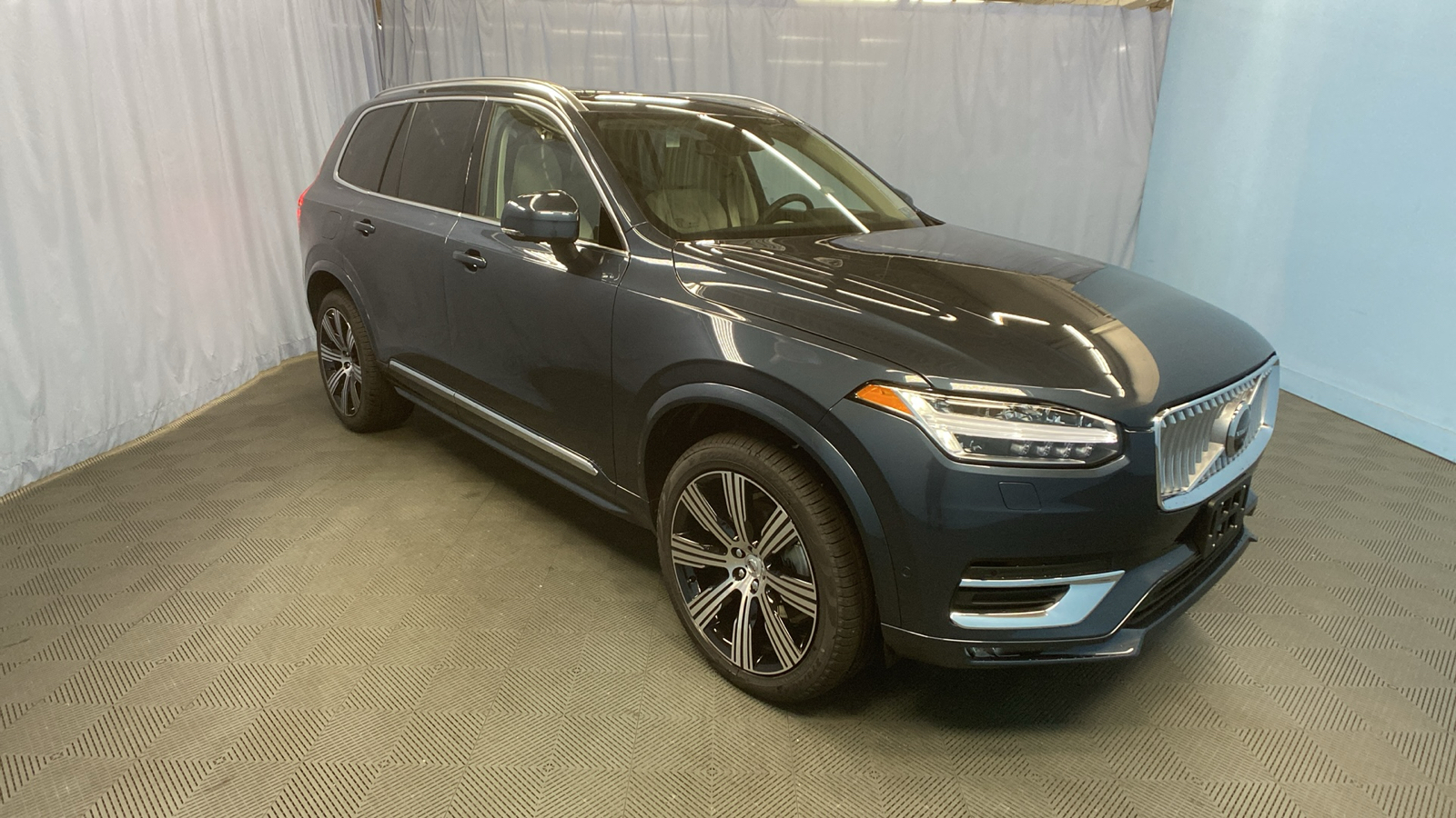 2025 Volvo XC90 Ultra 1