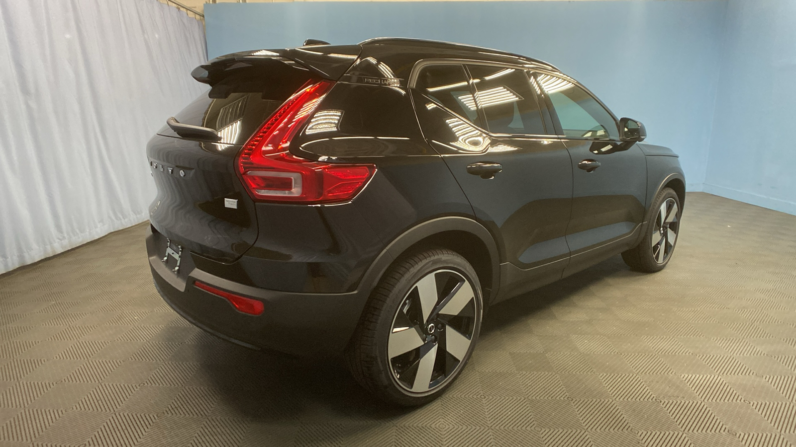 2024 Volvo XC40 Recharge Pure Electric Ultimate 7