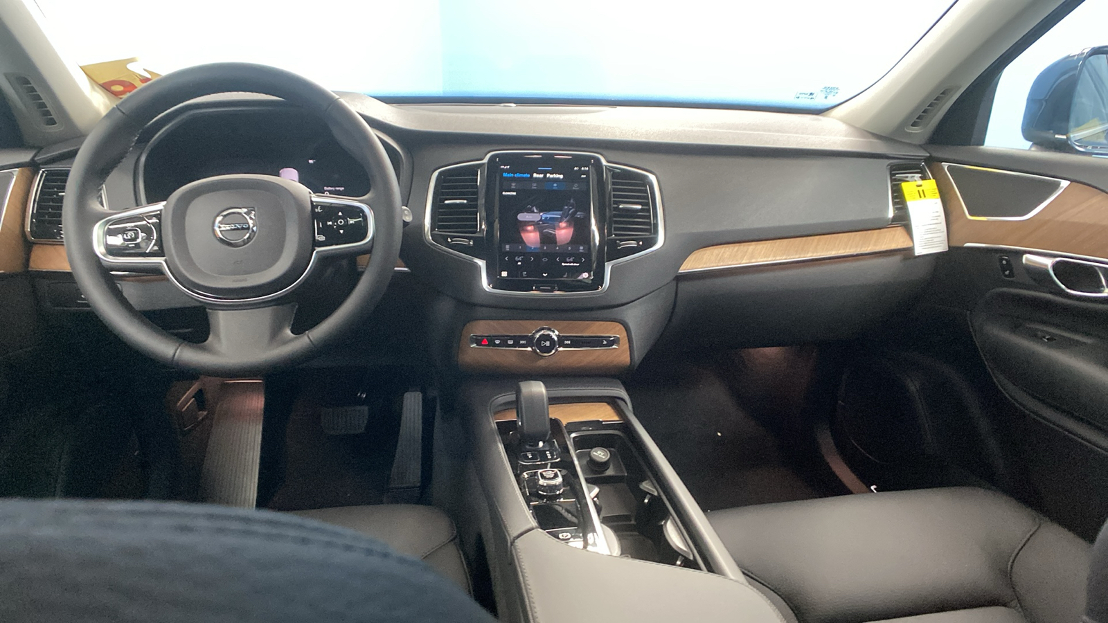 2025 Volvo XC90 Plug-In Hybrid Plus 19