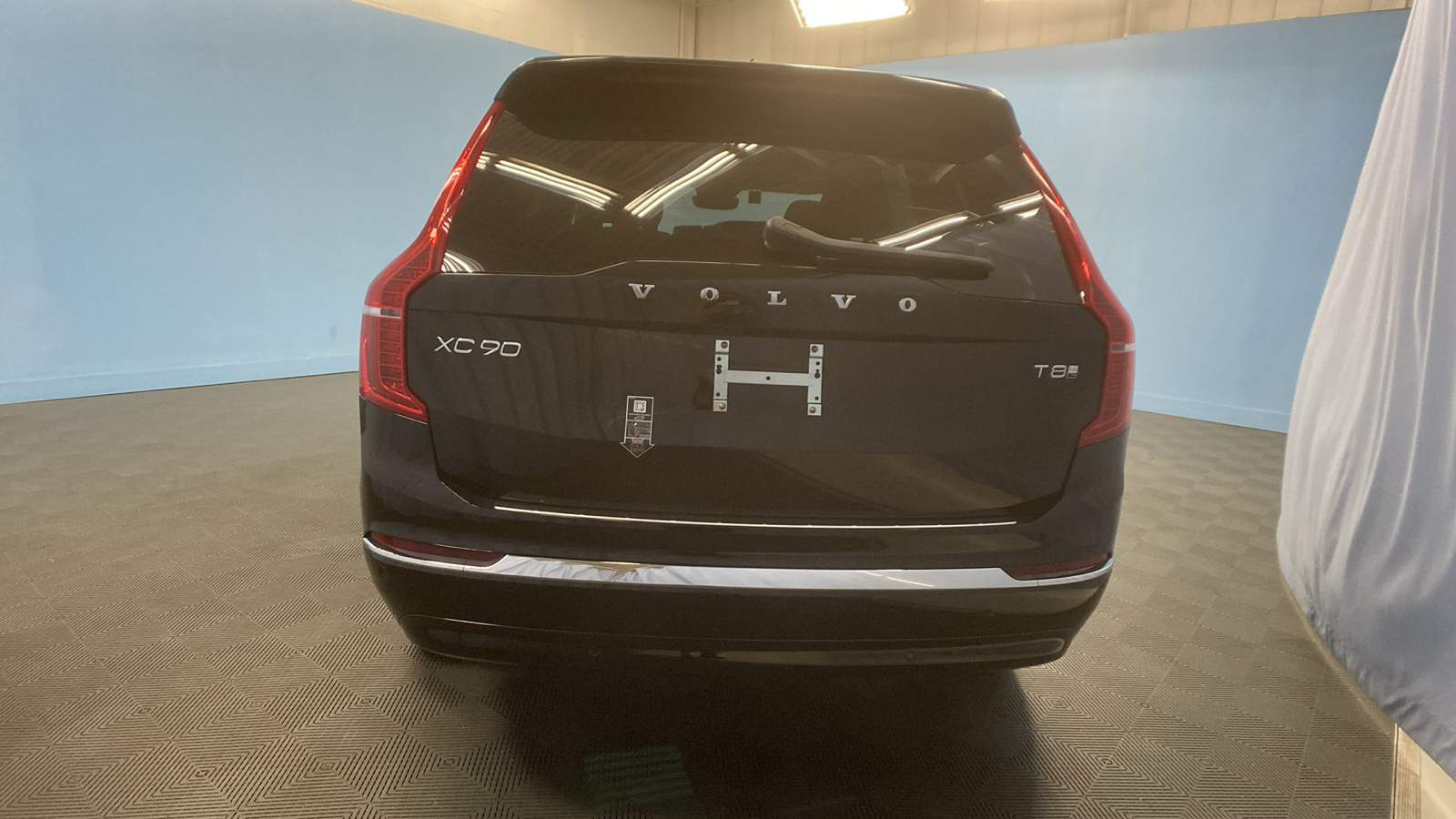 2025 Volvo XC90 Plug-In Hybrid Ultra 6