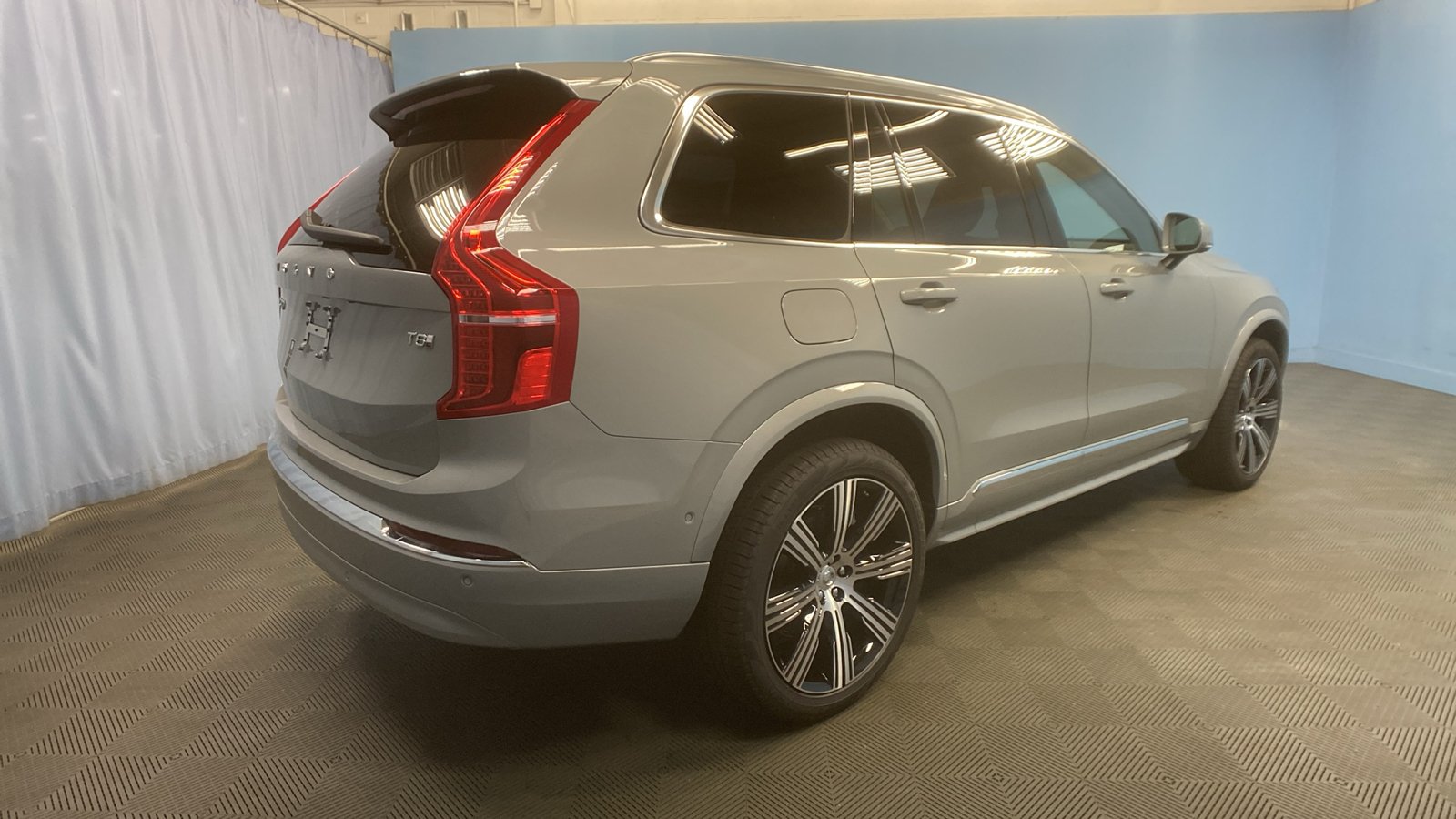 2025 Volvo XC90 Plug-In Hybrid Plus 7