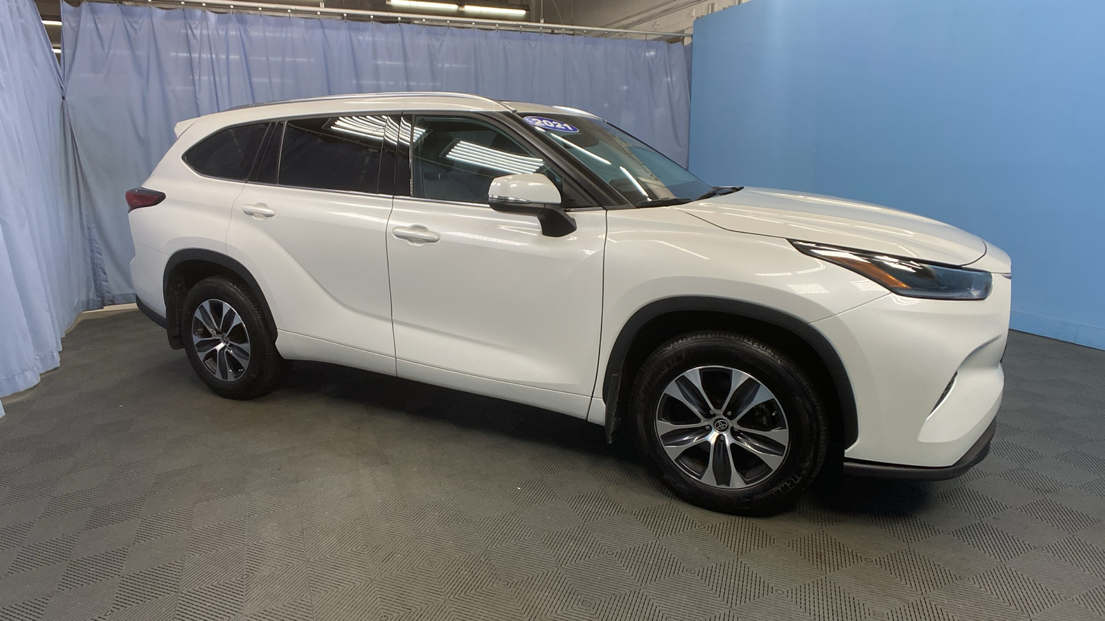 2021 Toyota Highlander XLE 9