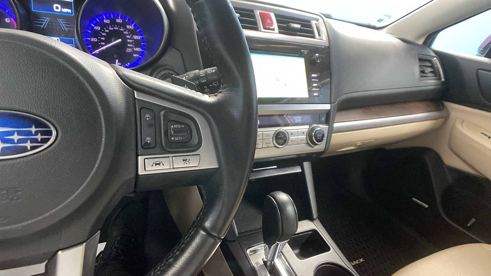 2016 Subaru Outback 2.5i Limited 23