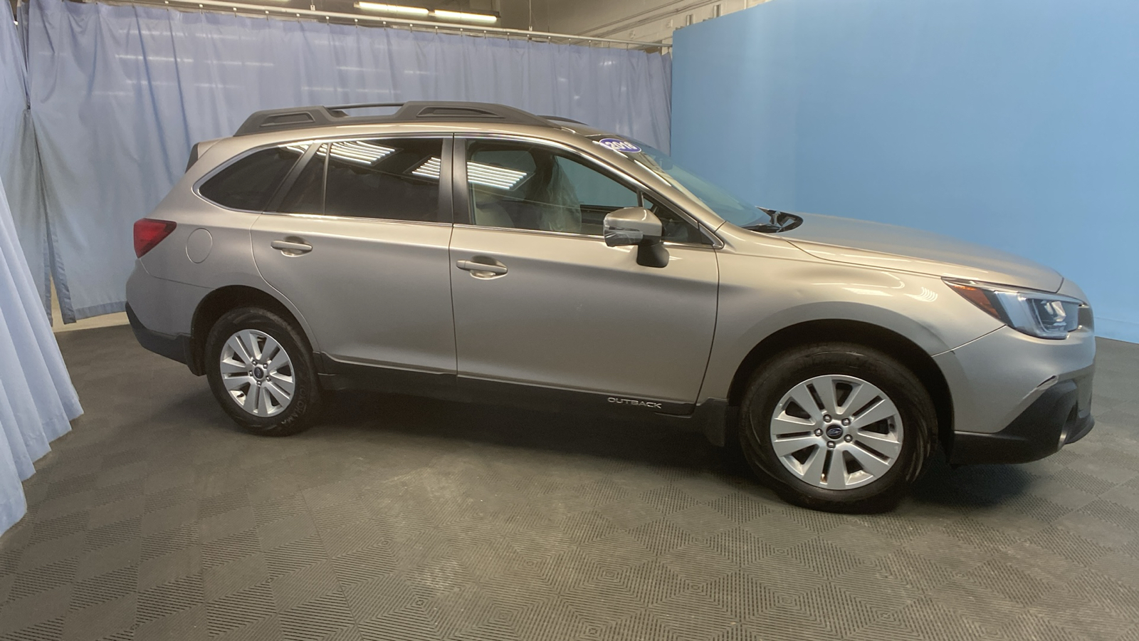 2018 Subaru Outback Premium 9