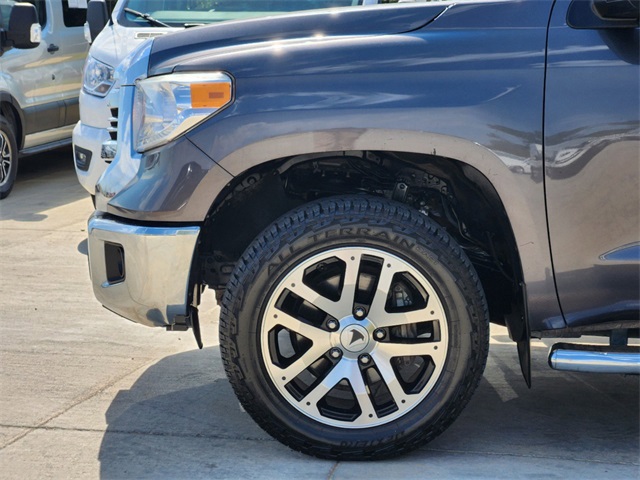 2017 Toyota Tundra SR5 9