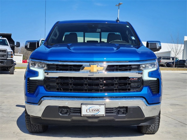 2024 Chevrolet Silverado 1500 LT 3