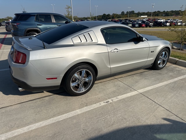 2010 Ford Mustang V6 5