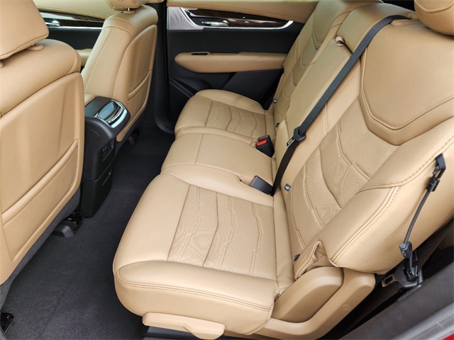 2020 Cadillac XT6 Premium Luxury 32