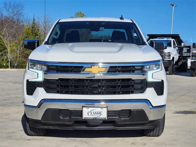 2023 Chevrolet Silverado 1500 LT 3