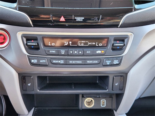 2021 Honda Pilot EX 19