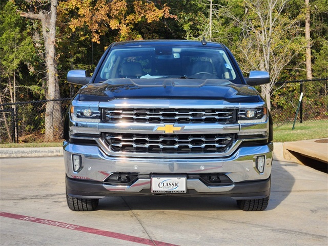 2018 Chevrolet Silverado 1500 LTZ 3