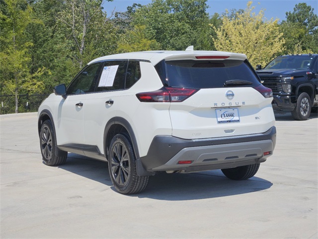 2021 Nissan Rogue SV 4