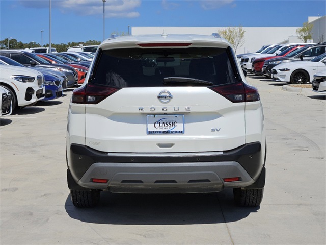 2021 Nissan Rogue SV 8