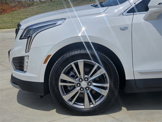 2025 Cadillac XT5 Premium Luxury 8