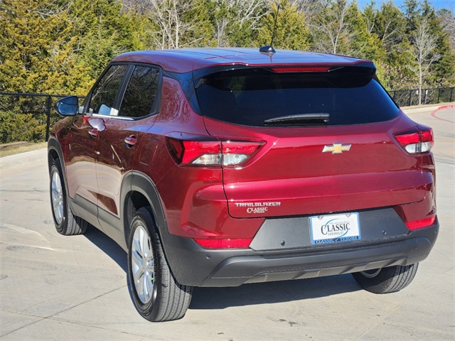 2025 Chevrolet TrailBlazer LS 8