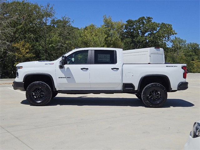 2025 Chevrolet Silverado 2500HD ZR2 6