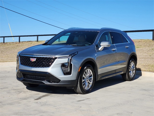 2025 Cadillac XT4 Premium Luxury 3