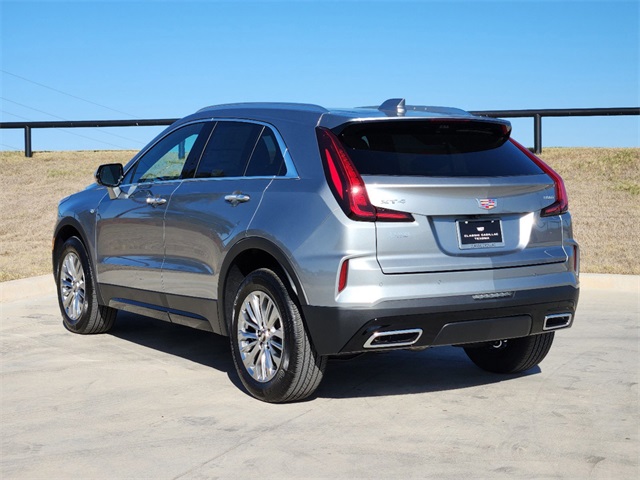 2025 Cadillac XT4 Premium Luxury 5