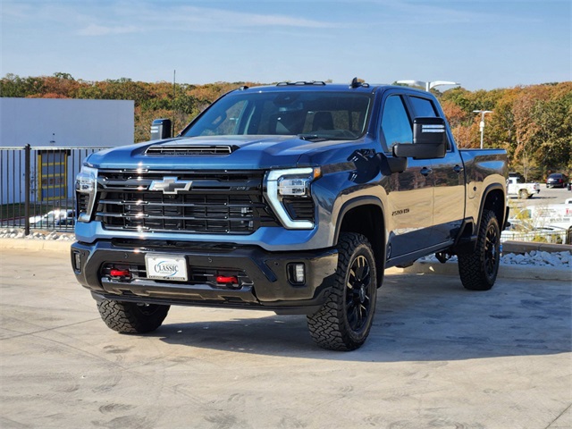 2025 Chevrolet Silverado 2500HD LT 3