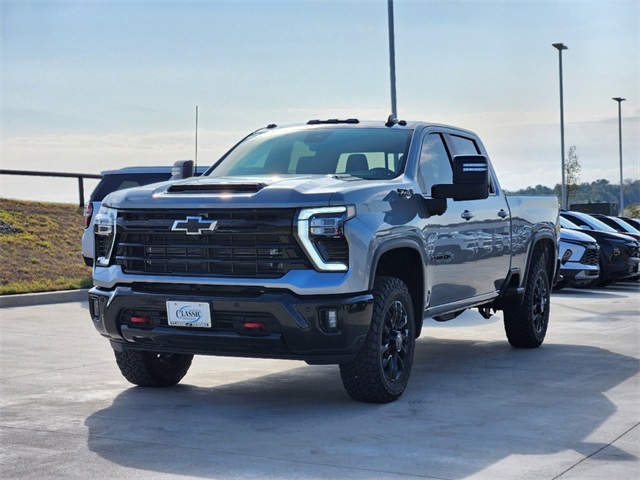 2025 Chevrolet Silverado 2500HD LT 3