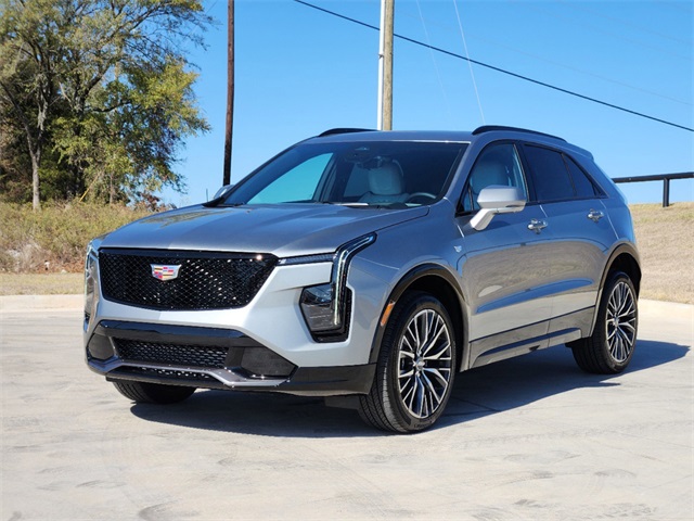 2025 Cadillac XT4 Sport 3