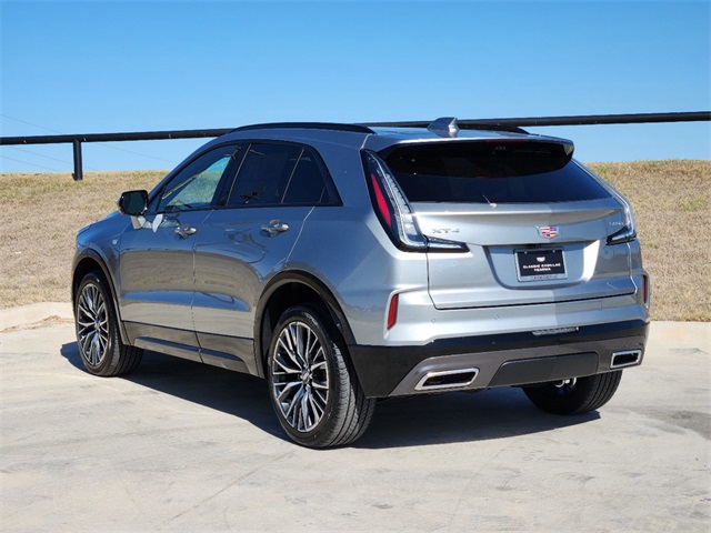 2025 Cadillac XT4 Sport 5