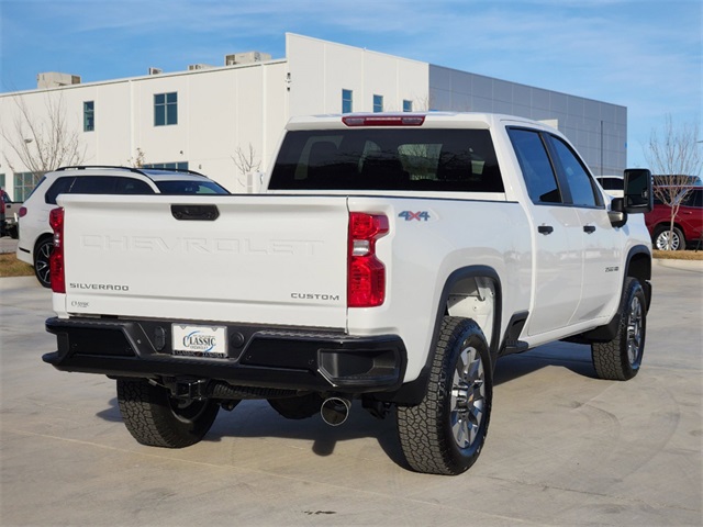 2025 Chevrolet Silverado 2500HD Custom 5