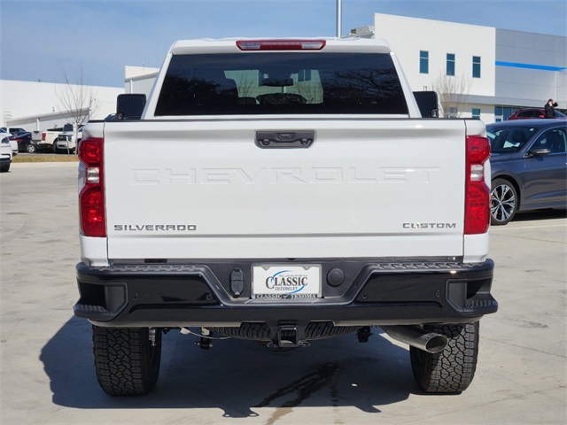 2025 Chevrolet Silverado 2500HD Custom 6