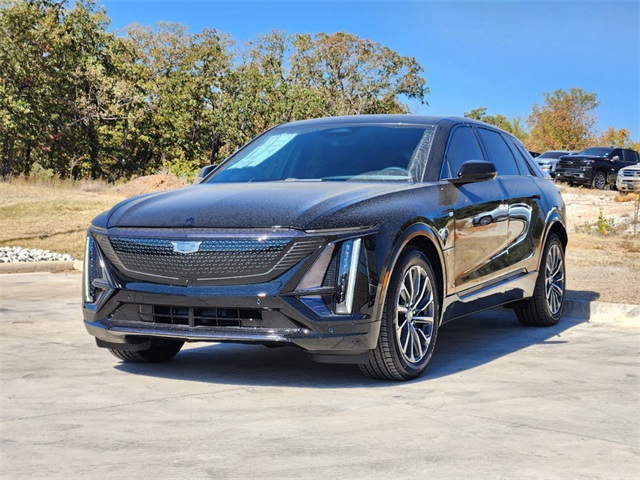 2024 Cadillac LYRIQ Sport 3