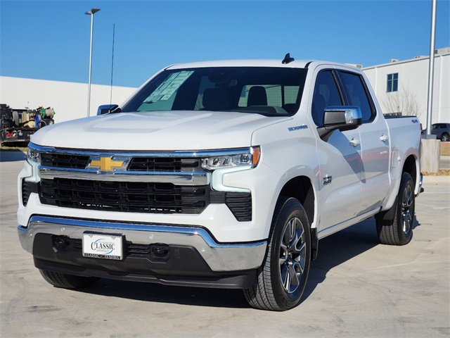 2025 Chevrolet Silverado 1500 LT 4