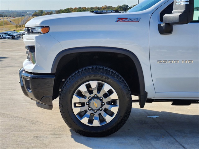 2025 Chevrolet Silverado 2500HD Custom 7