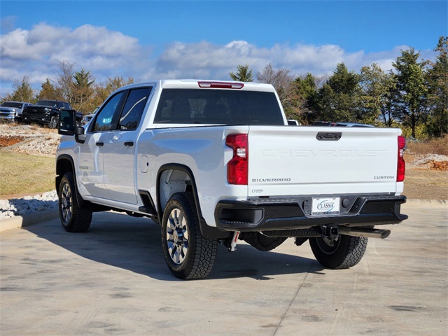 2025 Chevrolet Silverado 2500HD Custom 4