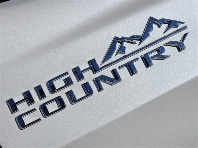 2025 Chevrolet Tahoe High Country 12