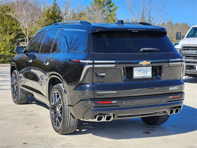 2025 Chevrolet Traverse High Country 8