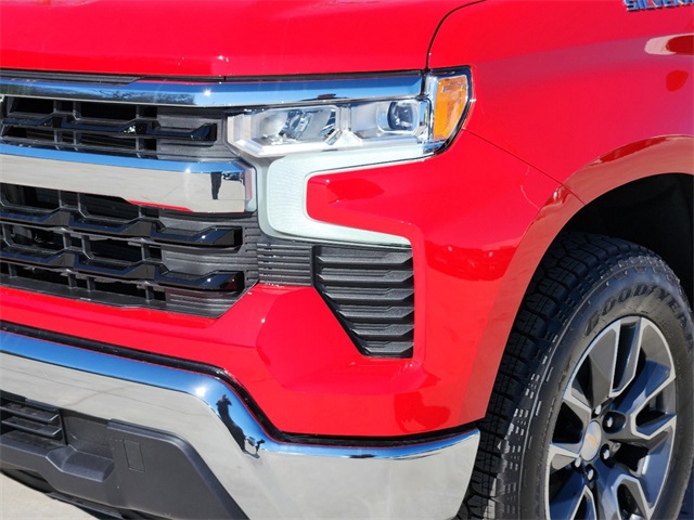 2024 Chevrolet Silverado 1500 LT 7