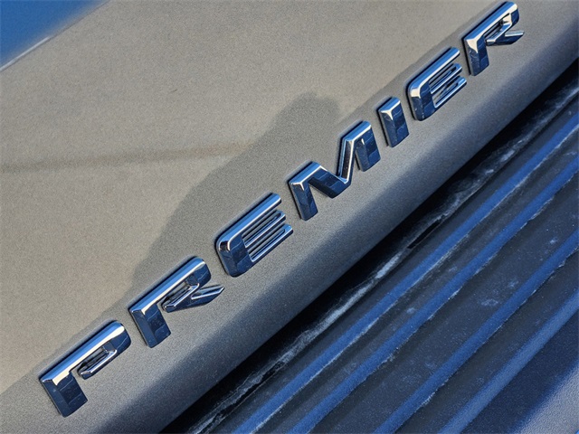 2024 Chevrolet Suburban Premier 9