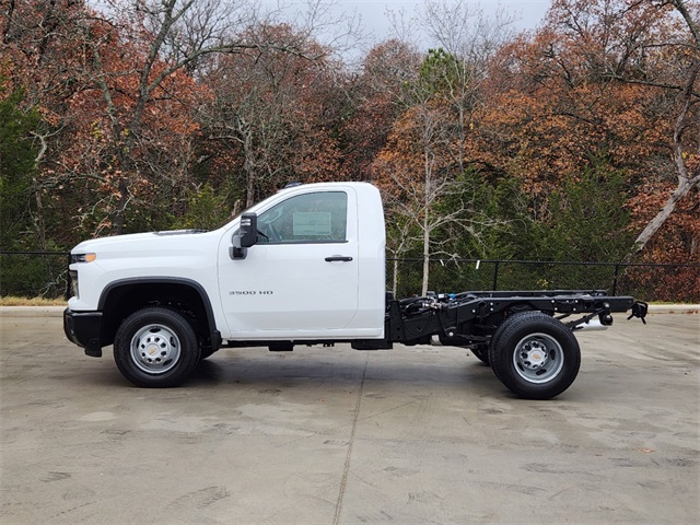 2025 Chevrolet Silverado 3500HD Work Truck 8