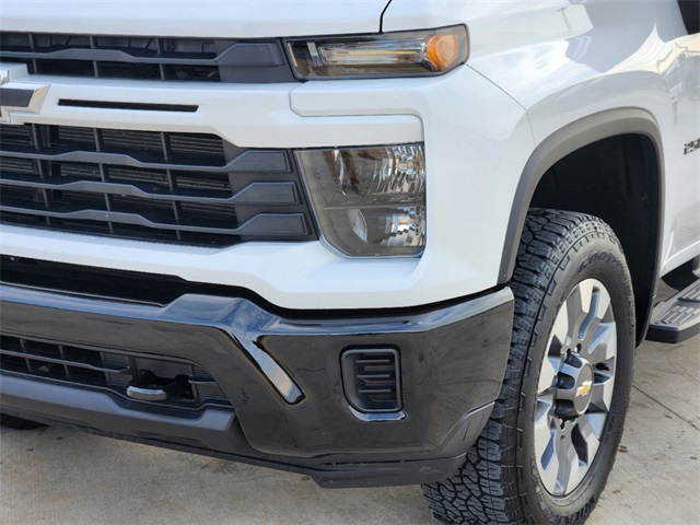 2024 Chevrolet Silverado 2500HD Custom 6