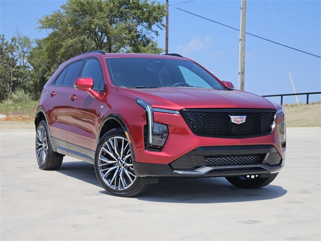 2024 Cadillac XT4 Sport 1