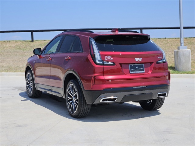 2024 Cadillac XT4 Sport 5